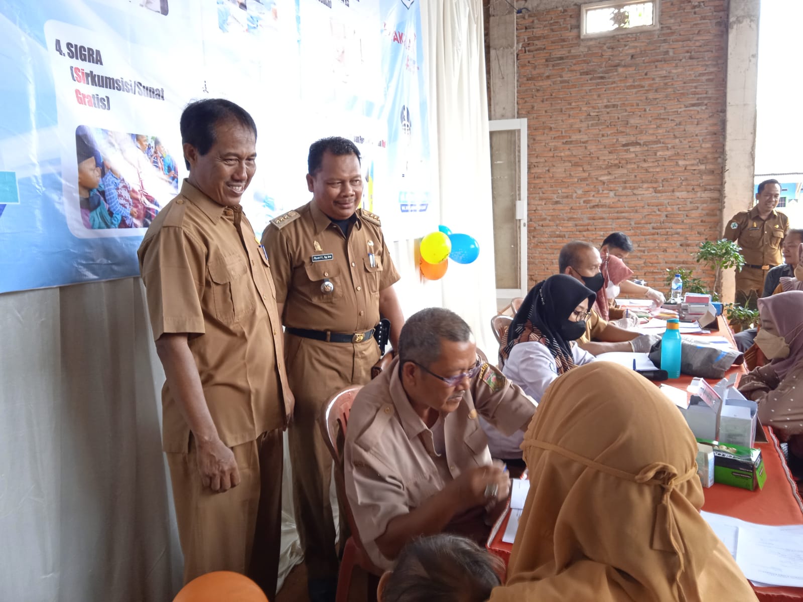 Grebek pasar (gerakan bersama kampung pelayanan dasar) oleh puskesmas sritejokencono di kapung nabahrejo.