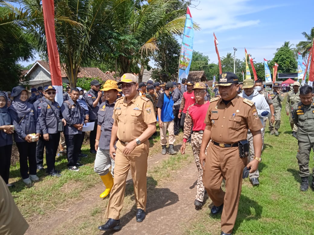 Percepatan tanam di kampung sritejokencono.